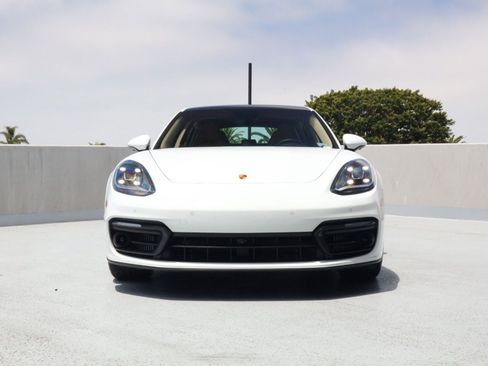 Certified 2023 Porsche Panamera Platinum Edition RWD image 6