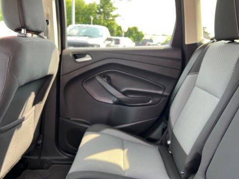 Certified 2018 Ford Escape SE AWD/4WD image 30