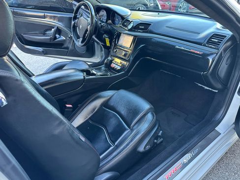 Used 2012 Maserati GranTurismo MC image 27