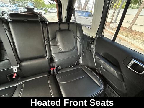 Used 2022 Jeep Wrangler Unlimited Sahara w/ Cold Weather Group AWD/4WD image 14