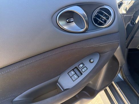 Certified 2025 Nissan Z Sport w/ Floor Mat Package image 13