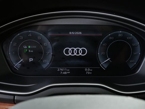 Used 2023 Audi Q5 e Premium w/ Convenience Package AWD/4WD image 23