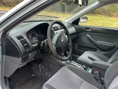 Used 2005 Honda Civic Hybrid Sedan image 17