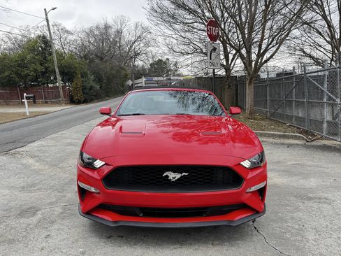 Used 2018 Ford Mustang Premium image 2