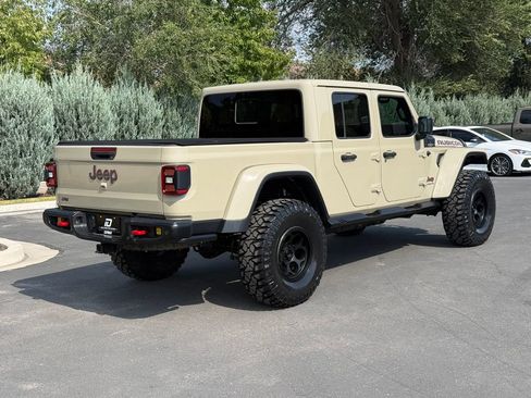 Used 2020 Jeep Gladiator Rubicon AWD/4WD image 9