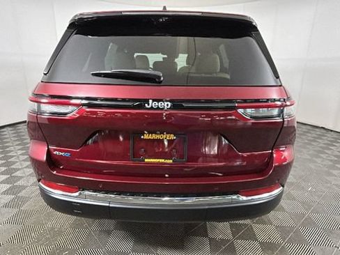 Used 2024 Jeep Grand Cherokee Limited 4xe w/ Luxury Tech Group II AWD/4WD image 4