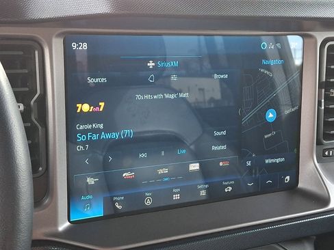 Used 2023 Ford Bronco Outer Banks w/ Sasquatch Package image 17