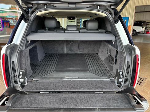 Used 2022 Land Rover Range Rover SE AWD/4WD image 26