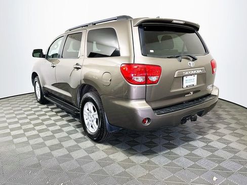Used 2016 Toyota Sequoia SR5 image 6