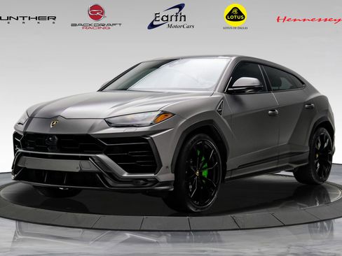 Used 2022 Lamborghini Urus AWD/4WD image 1
