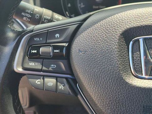 Used 2018 Honda Accord Sport image 10