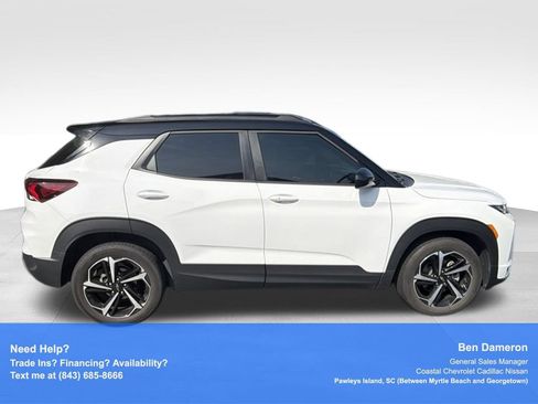 Used 2021 Chevrolet TrailBlazer RS w/ Convenience Package FWD image 4