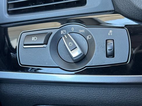 Used 2017 BMW X3 xDrive28i AWD/4WD image 30