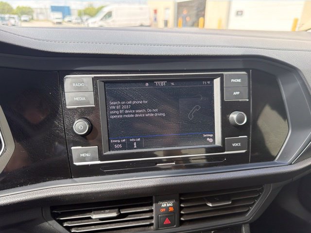 Used 2024 Volkswagen Jetta SE FWD image 22