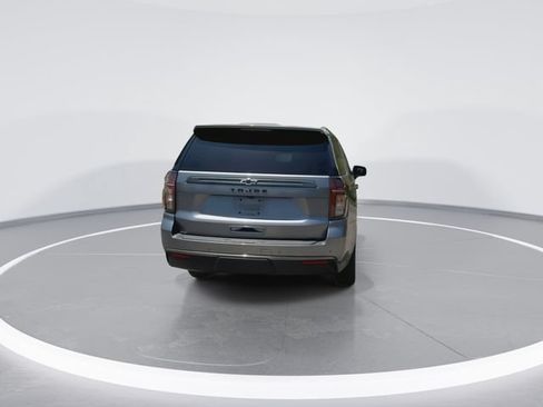 Used 2022 Chevrolet Tahoe Z71 w/ Luxury Package AWD/4WD image 9