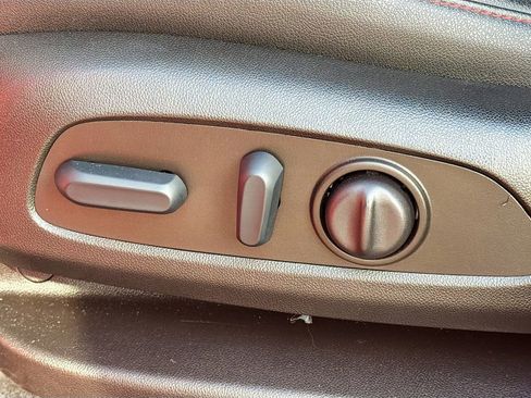 Used 2022 Chevrolet Blazer RS image 25