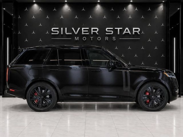 Used 2026 Land Rover Range Rover SE AWD/4WD image 8