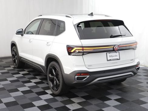 Used 2025 Volkswagen Taos SEL w/ Black Wheel Plus Package AWD/4WD image 16