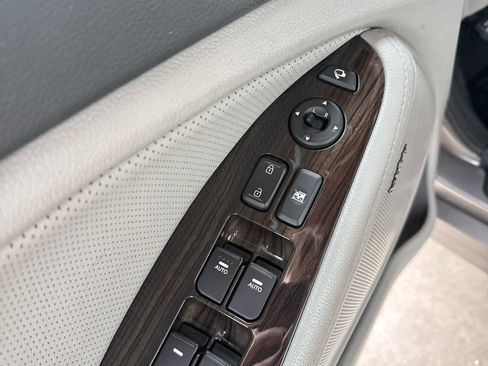 Used 2015 Kia Optima EX w/ EX Premium Package image 14