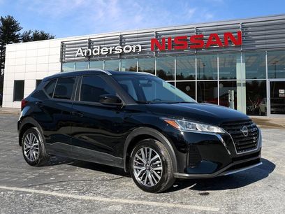 Used 2023 Nissan Kicks SV