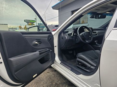 Used 2021 Lexus ES 350 w/ Luxury Package image 23