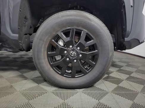 Used 2025 Toyota Tacoma SR AWD/4WD image 11