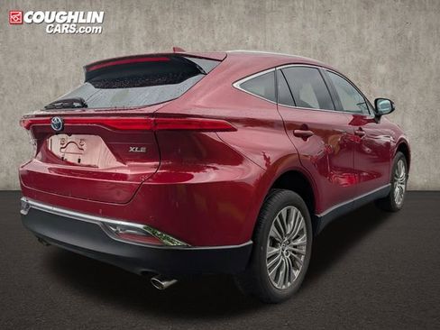 Used 2023 Toyota Venza XLE AWD/4WD image 7