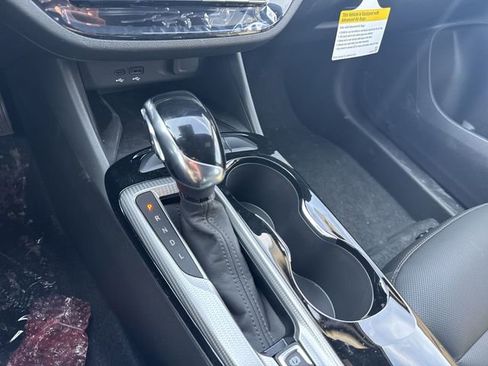 New 2026 Buick Envista Avenir image 19