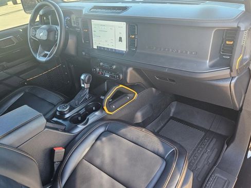 Used 2024 Ford Bronco Badlands image 20