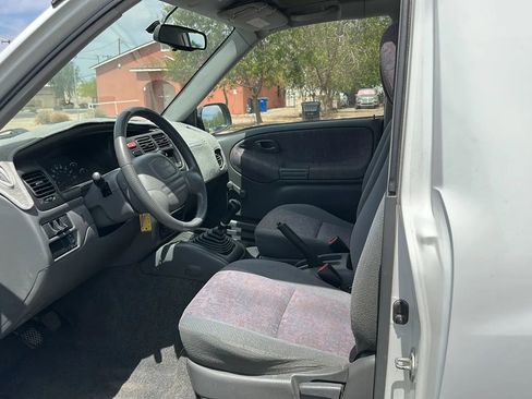 Used 1999 Chevrolet Tracker 2WD Convertible image 38