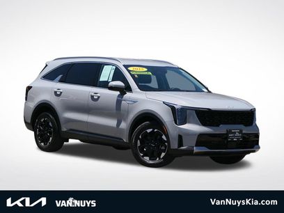 Used 2025 Kia Sorento S