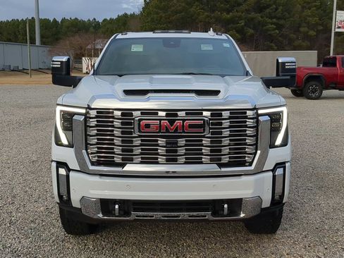 New 2026 GMC Sierra 2500 Denali w/ Denali Reserve Package image 3