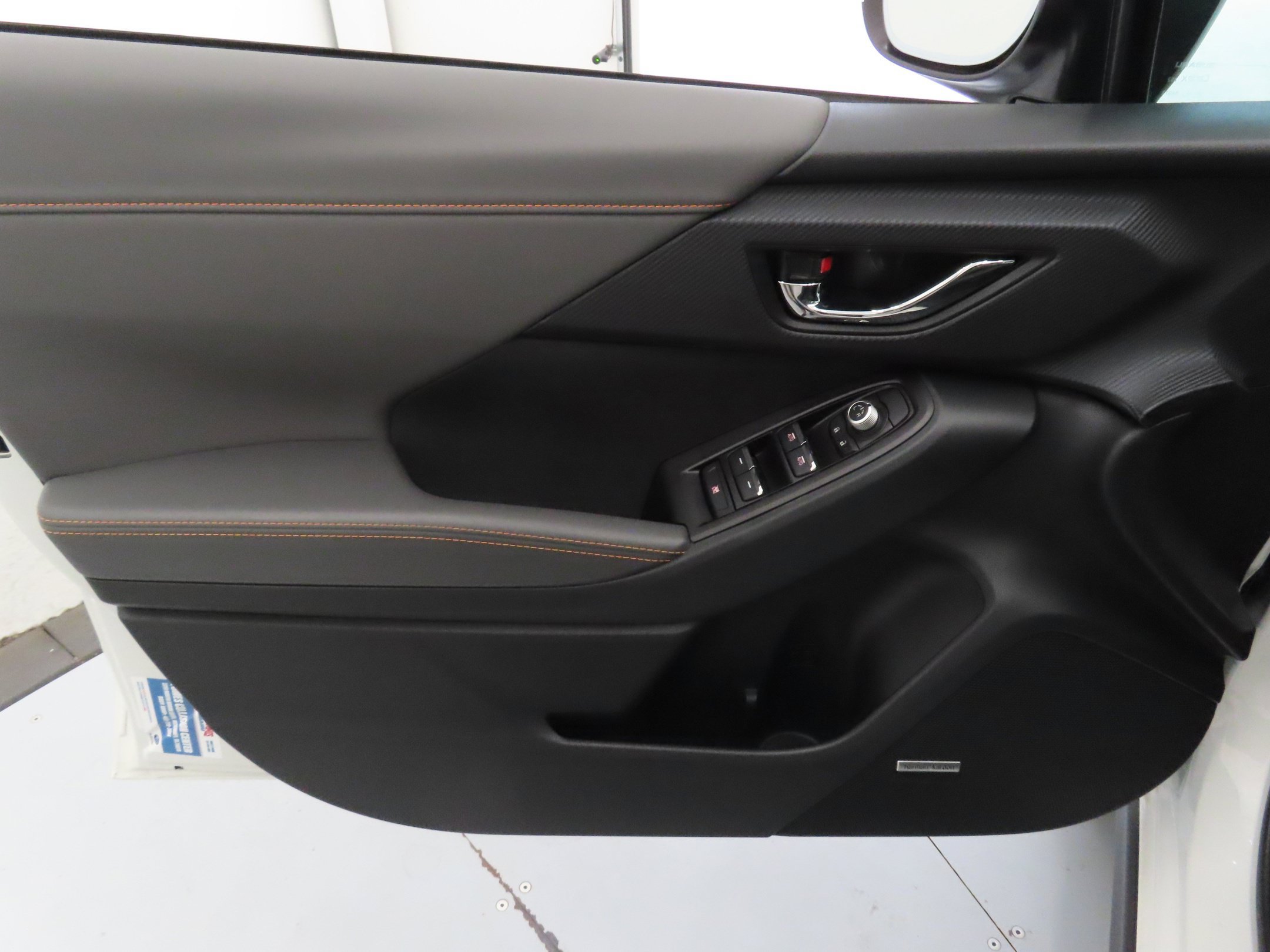 Used 2025 Subaru Crosstrek 2.5i Limited w/ Crosstrek Mirror Package AWD/4WD image 10