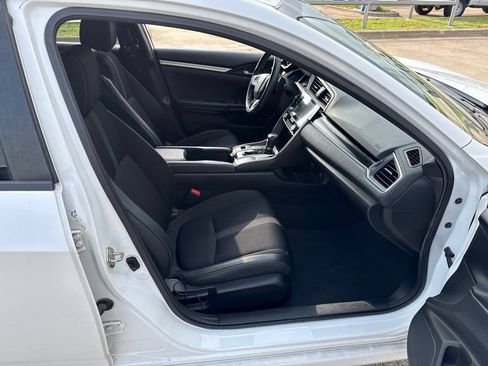 Used 2019 Honda Civic Sport image 14