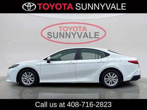 Used 2025 Toyota Camry LE FWD image 6