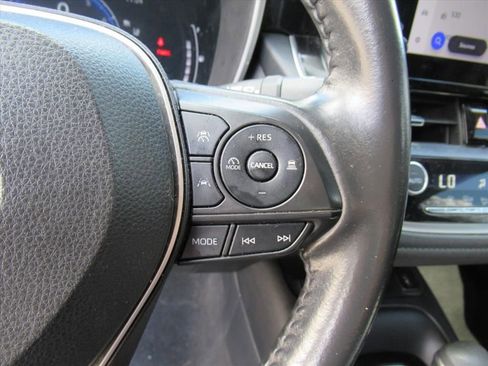 Used 2023 Toyota Corolla XSE image 19