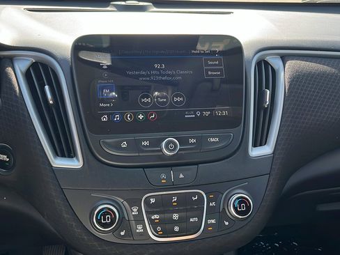 Certified 2024 Chevrolet Malibu LT image 20