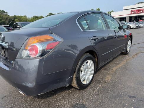 Used 2012 Nissan Altima Sedan FWD image 10
