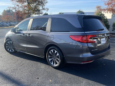 Certified 2024 Honda Odyssey EX-L image 7