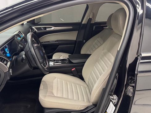 Used 2019 Ford Fusion S FWD image 16