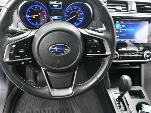 Used 2019 Subaru Outback 2.5i Limited AWD/4WD image 11