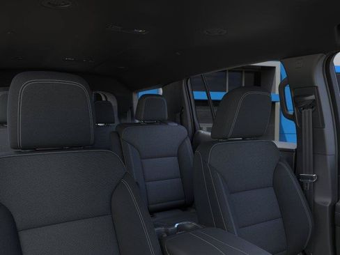 New 2026 Chevrolet Traverse LT w/ Driver Confidence Package FWD image 24