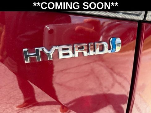 Used 2022 Toyota Highlander XLE AWD/4WD image 8