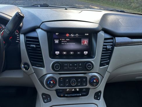 Used 2015 GMC Yukon XL Denali w/ Touring Package image 27