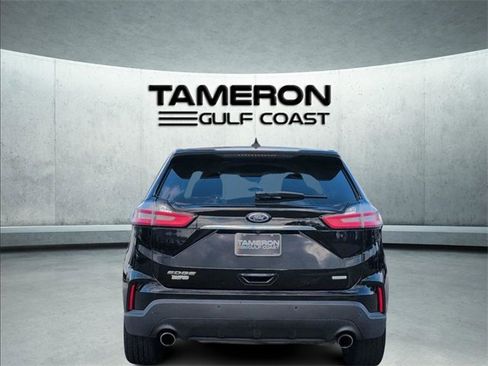 Used 2020 Ford Edge SE image 4