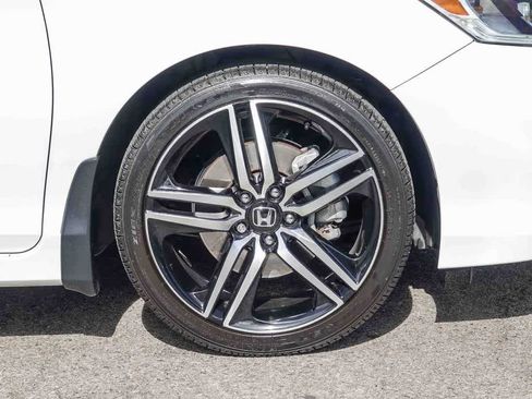 Used 2017 Honda Accord Sport Special Edition image 10