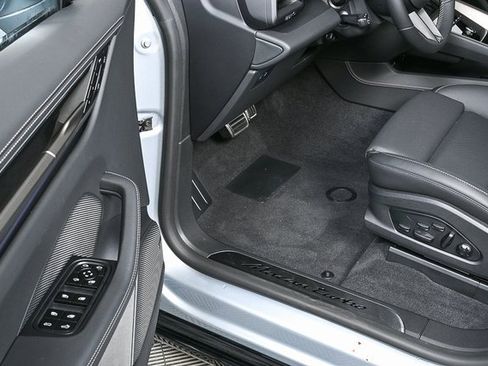 New 2025 Porsche Macan Turbo Electric image 9