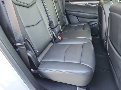 Used 2019 Cadillac XT5 Premium Luxury w/ LPO, Black Ice Package AWD/4WD image 14