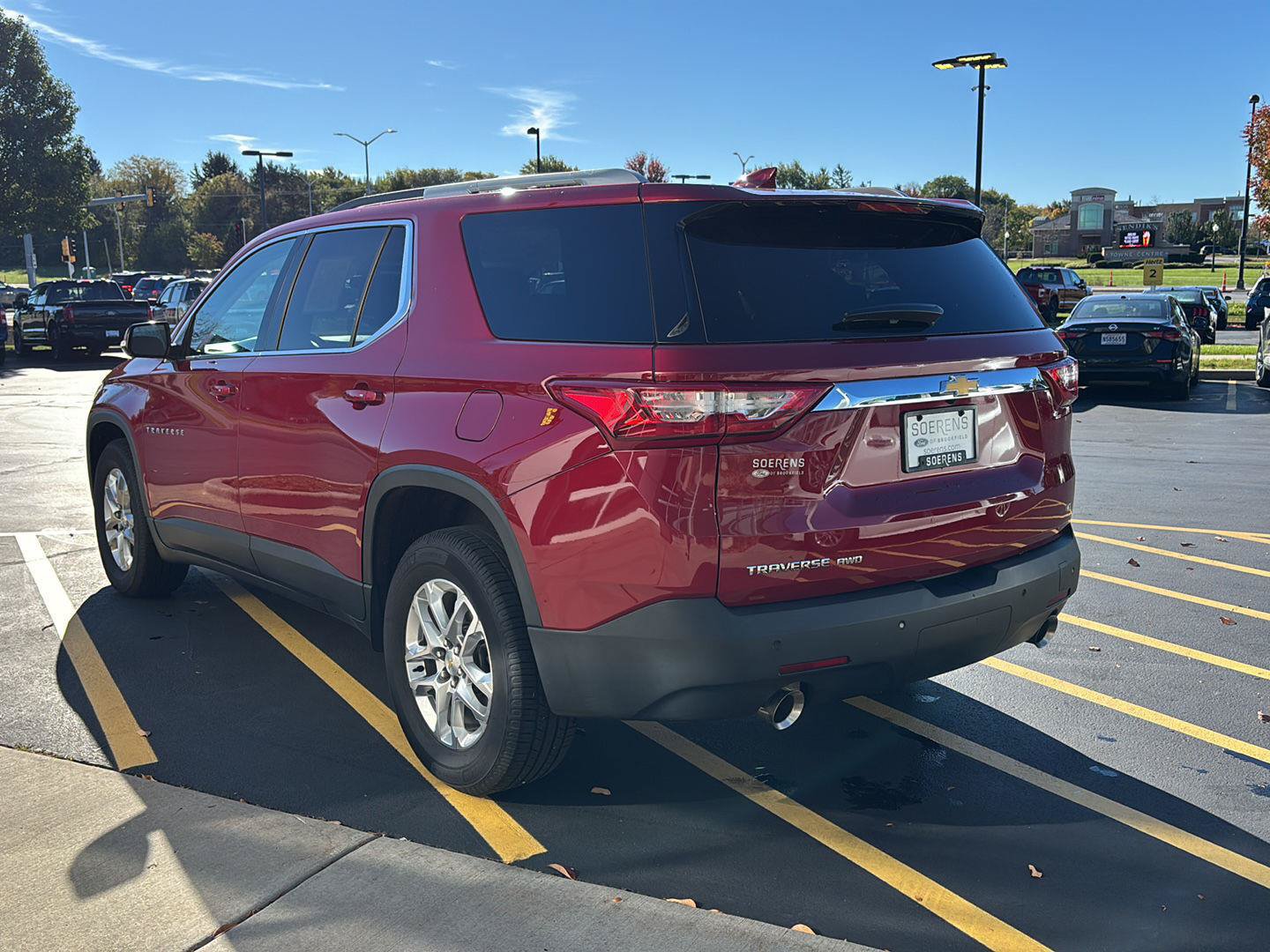 Used 2018 Chevrolet Traverse LT w/ LPO, Floor Liner Package AWD/4WD image 7