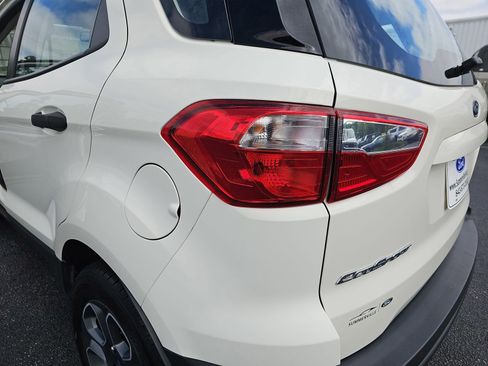Used 2021 Ford EcoSport S FWD image 32